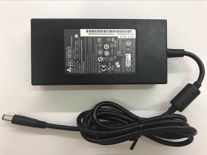 Adaptador de CA Delta ADP-180M - Laptop Charger reseña y precio